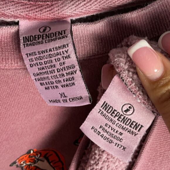 Barstool Sports Golf Tiger Purple XLarge Long Sleeve Crewneck - Picture 6 of 9